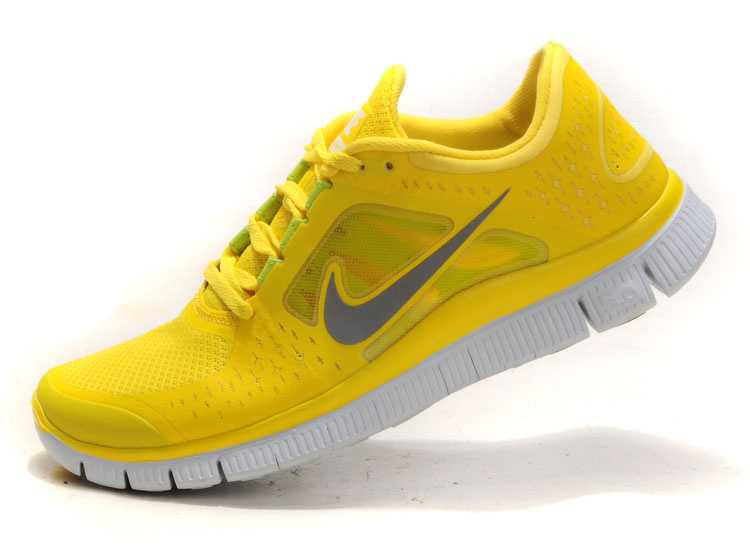 nike running free sport